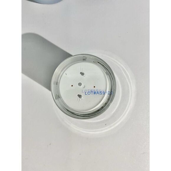 Athia Hyaluronic & Vitamin C Daily Moisturizer - Picture 4 of 7